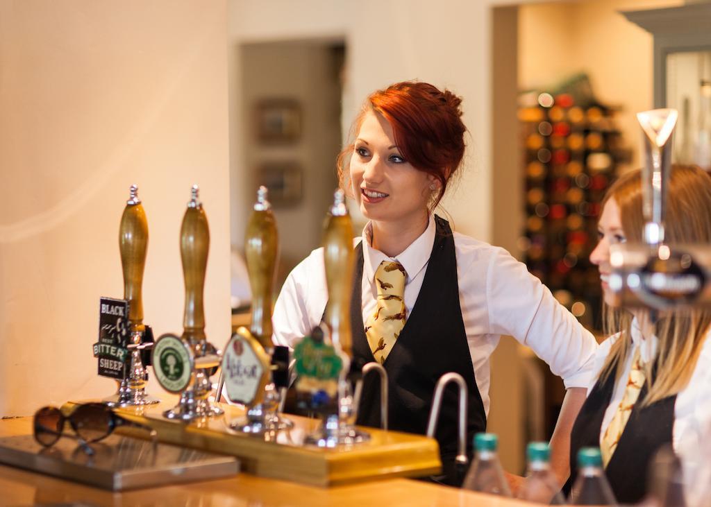 ホテル The Woodhouse Arms グランサム エクステリア 写真