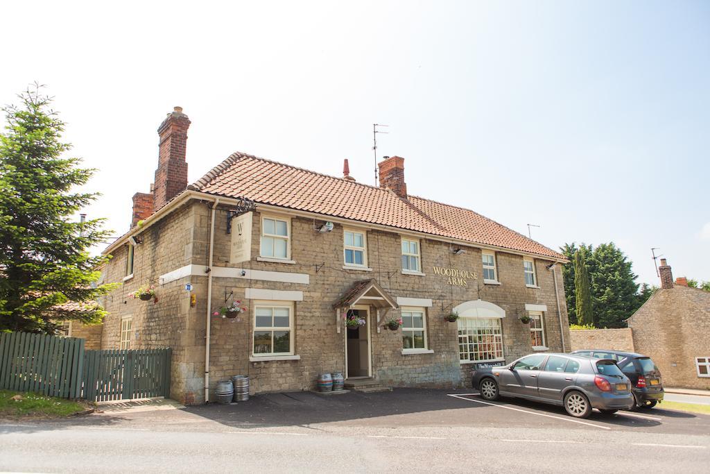 ホテル The Woodhouse Arms グランサム エクステリア 写真